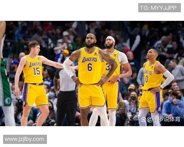 湖人队与国网球队激战正酣谁将赢得这场篮球盛宴的最终胜利